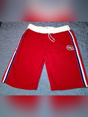 Akademiks RED sz XL Athletic Drawstring Stripe  Red White. NWOT. Awesome Shorts!